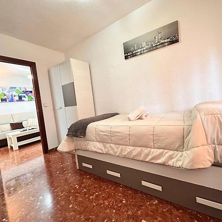 Piso Granada 3 Dormitorios Y Parking Privado Exterior foto