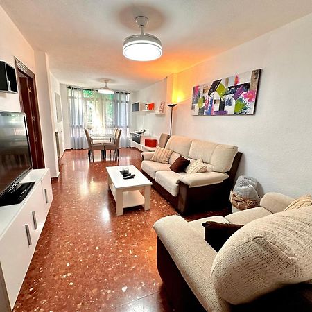 Piso Granada 3 Dormitorios Y Parking Privado Exterior foto